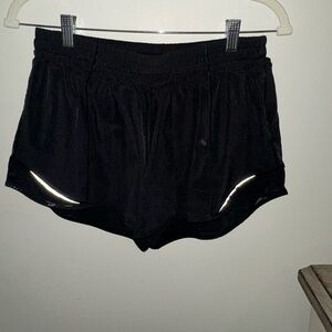 Lululemon Hotty Hot Short